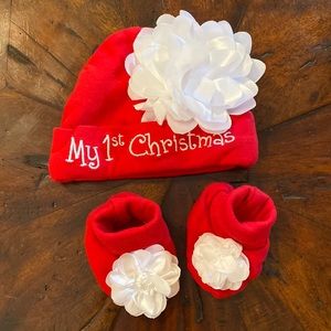My First Christmas Baby Girls Matching Hat & Decorative Sock Slippers 0-16 Lbs.